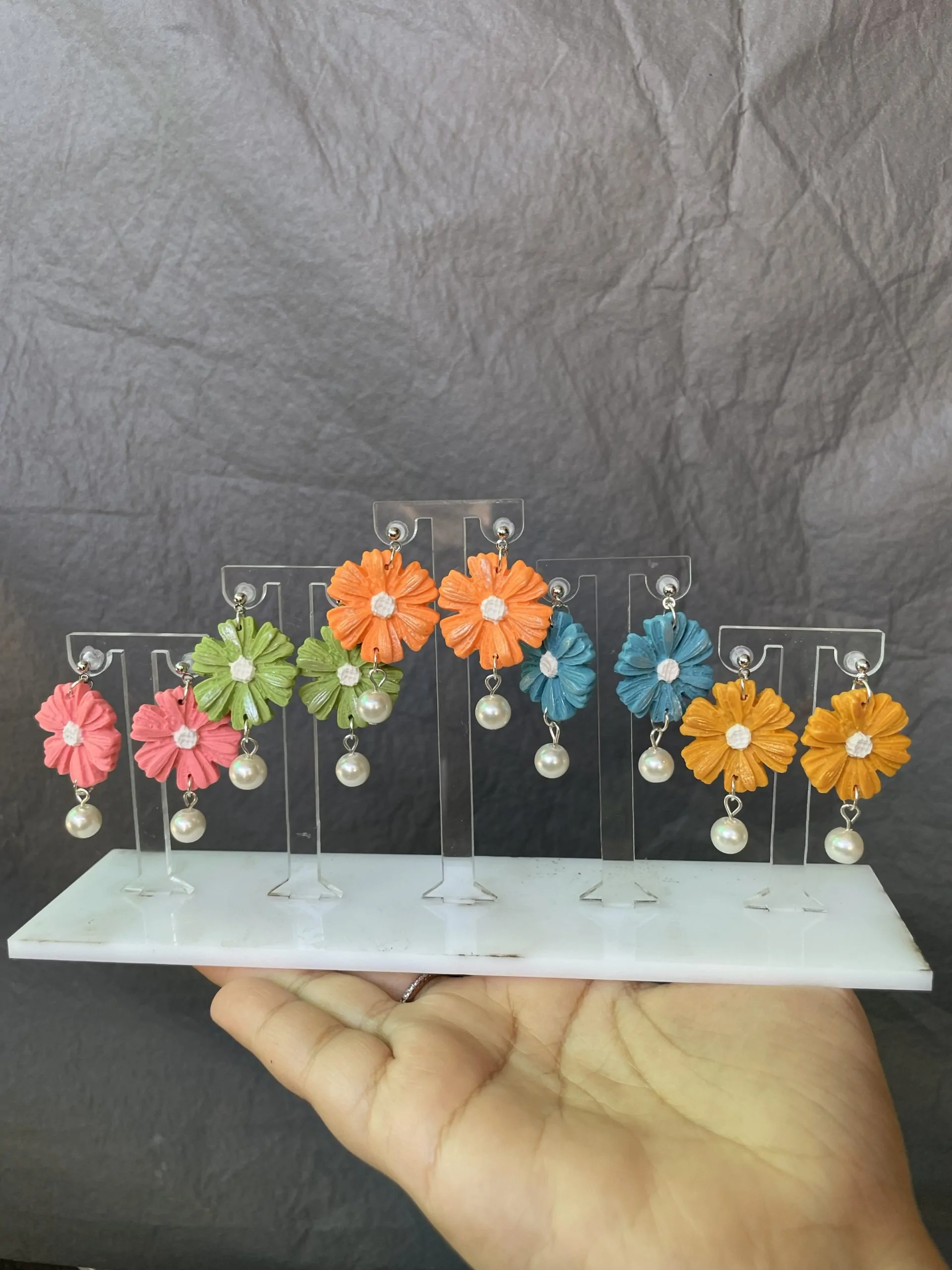 daisy floral dangles